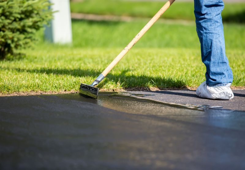 Blacktop Driveway Sealing in Columbus, OH