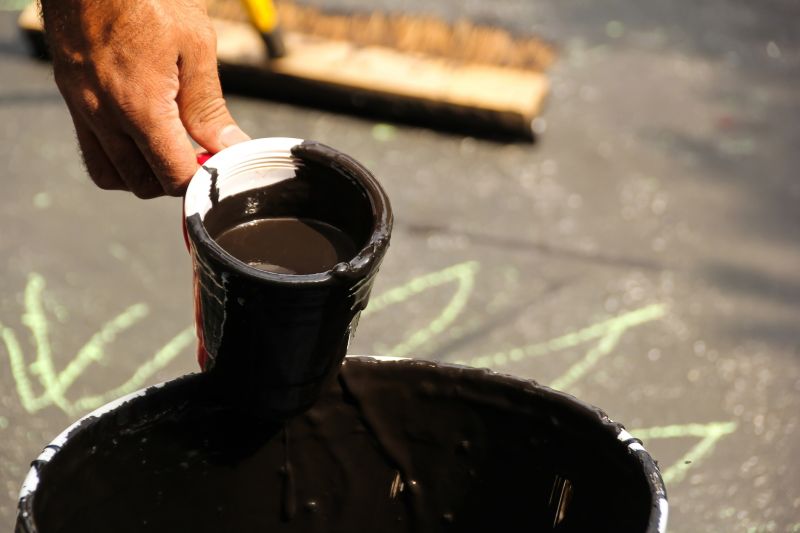 Commercial Asphalt Sealing in Tampa, FL